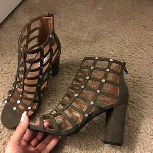 Size 9 chunky/block heels